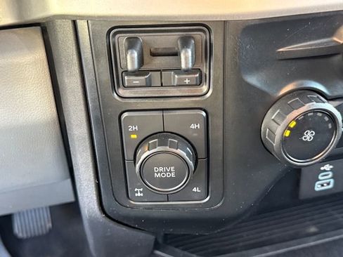 Used 2023 Ford F250 XLT w/ FX4 Off-Road Package image 23