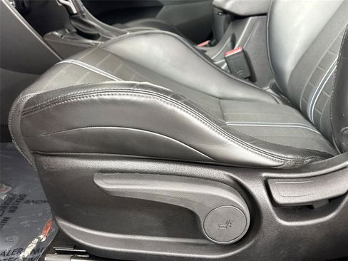 Used 2021 Hyundai Veloster N image 29