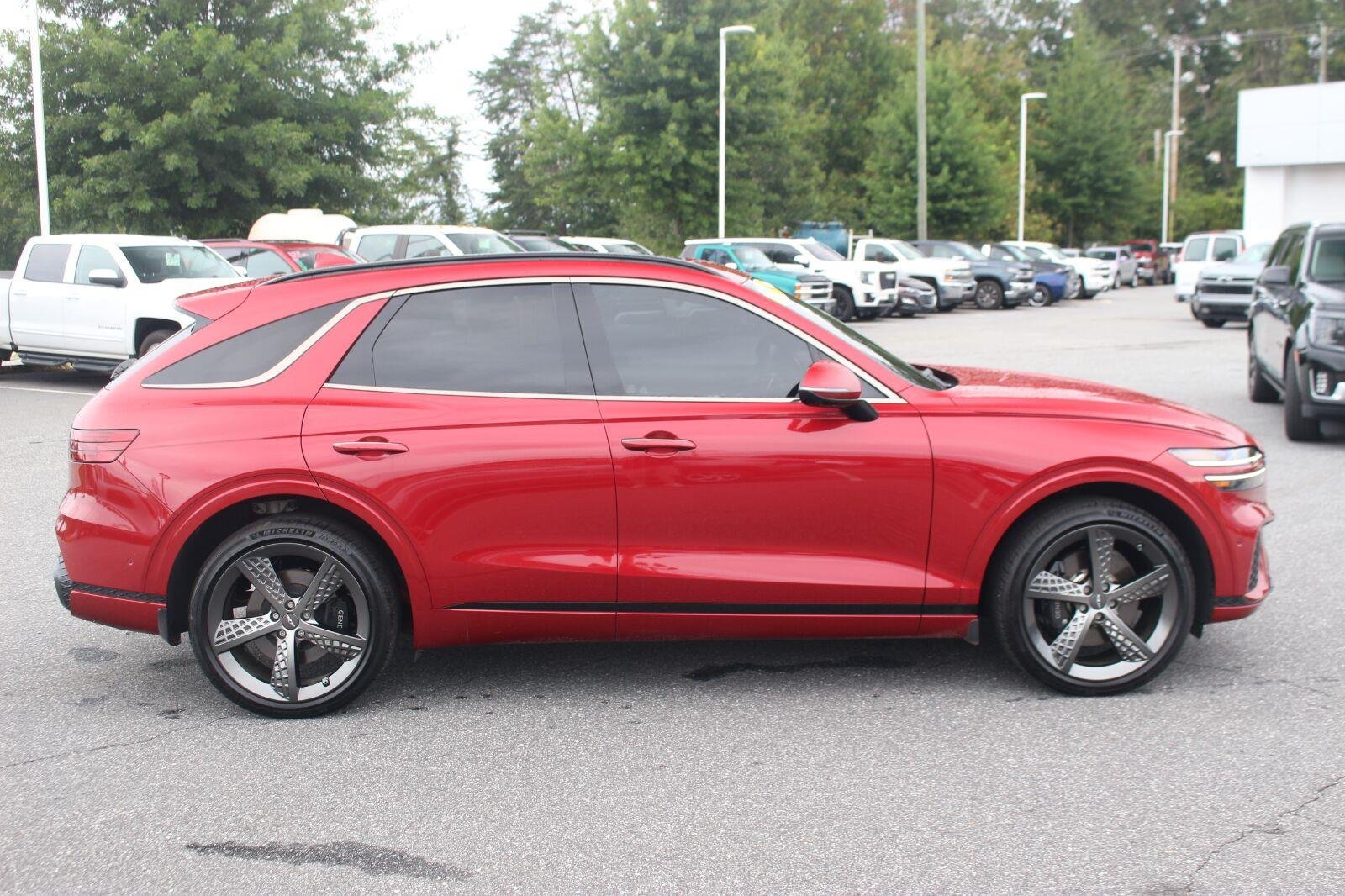 Used 2024 Genesis GV70 3.5T Sport w/ Sport Advanced Package AWD/4WD image 8