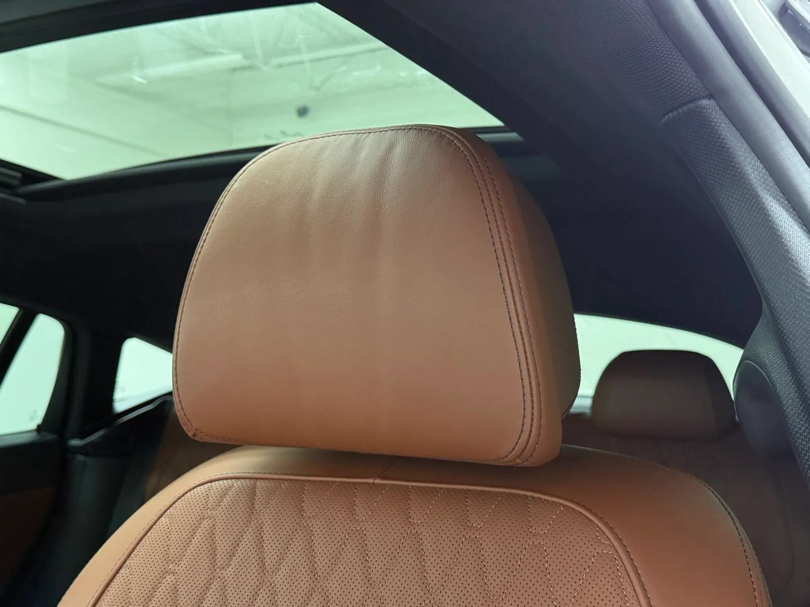 Used 2023 BMW X6 xDrive40i w/ M Sport Package AWD/4WD image 19