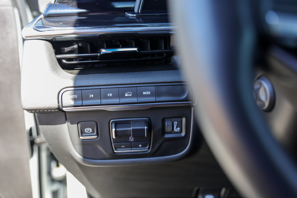 Used 2024 Cadillac Escalade Sport AWD/4WD image 14