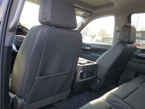 New 2026 GMC Sierra 1500 SLT w/ SLT Premium Package image 12