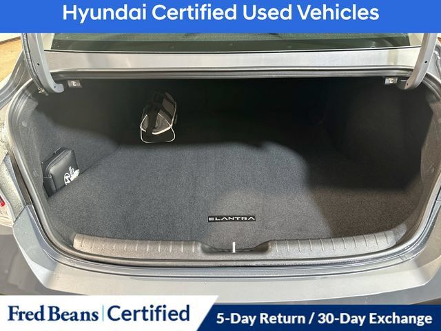 Certified 2026 Hyundai Elantra Limited FWD image 13