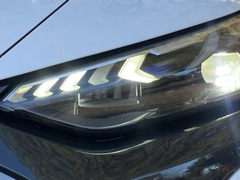 Used 2022 Audi e-tron GT Premium Plus image 12