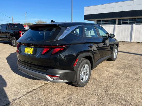New 2026 Hyundai Tucson SE FWD image 3