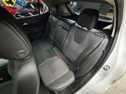 Used 2020 Buick Encore GX Select w/ Sport Touring Package FWD image 15