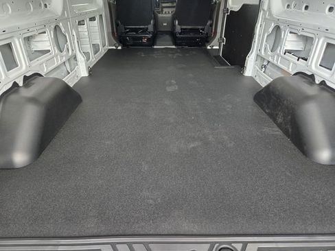 New 2025 Ford Transit 250 Low Roof image 23