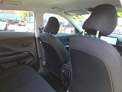 Certified 2025 Hyundai Kona SEL image 13