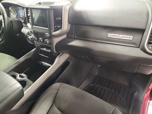 Used 2019 RAM 1500 Big Horn AWD/4WD image 25