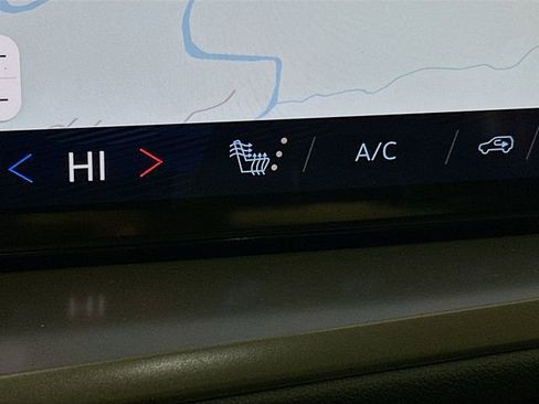 New 2026 Chevrolet Traverse LT w/ Enhanced Driving Package image 21