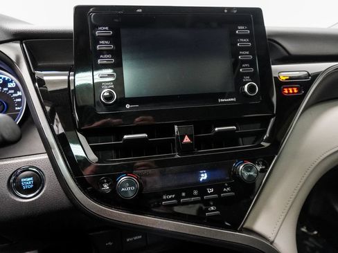 Used 2024 Toyota Camry LE w/ Convenience Package FWD image 25