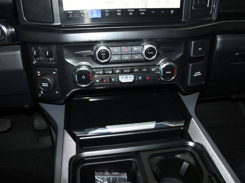 Used 2025 Ford F250 Lariat w/ FX4 Off-Road Package AWD/4WD image 40