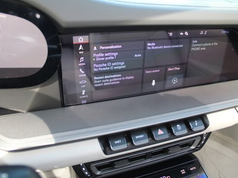 Certified 2021 Porsche 911 Carrera image 26