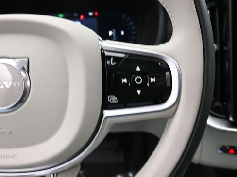 New 2026 Volvo XC90 B6 Ultra w/ Protection Package image 14