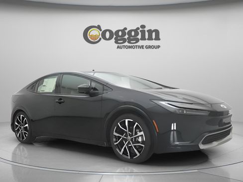 New 2026 Toyota Prius Plug-In Hybrid image 26