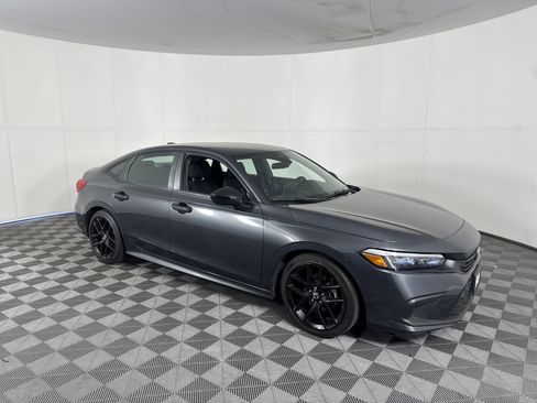 Certified 2024 Honda Civic Sport image 2