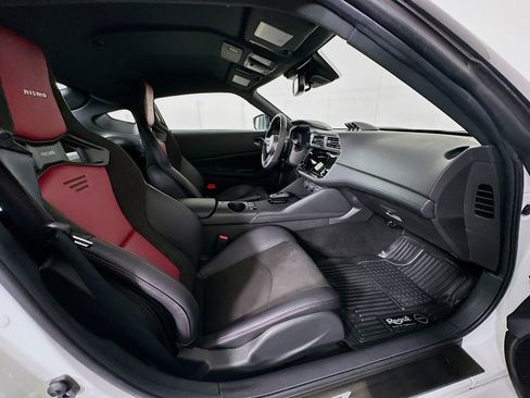 Used 2024 Nissan Z NISMO w/ Floor Mat Package RWD image 27