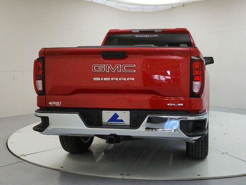Used 2025 GMC Sierra 1500 SLE AWD/4WD image 6