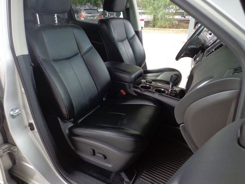 Used 2015 Nissan Pathfinder SL w/ SL Premium Package image 18