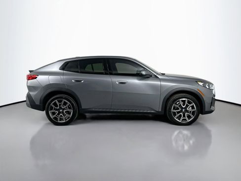 New 2026 BMW X2 xDrive28i w/ Technology Package image 4