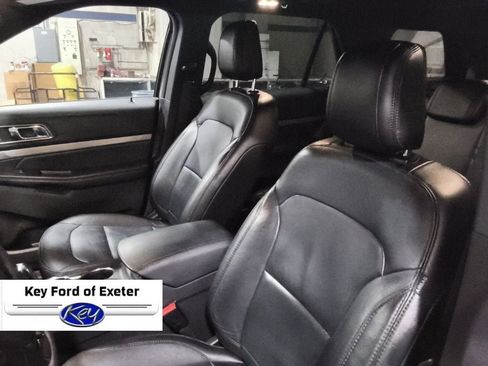 Used 2018 Ford Explorer XLT w/ Equipment Group 202A AWD/4WD image 23