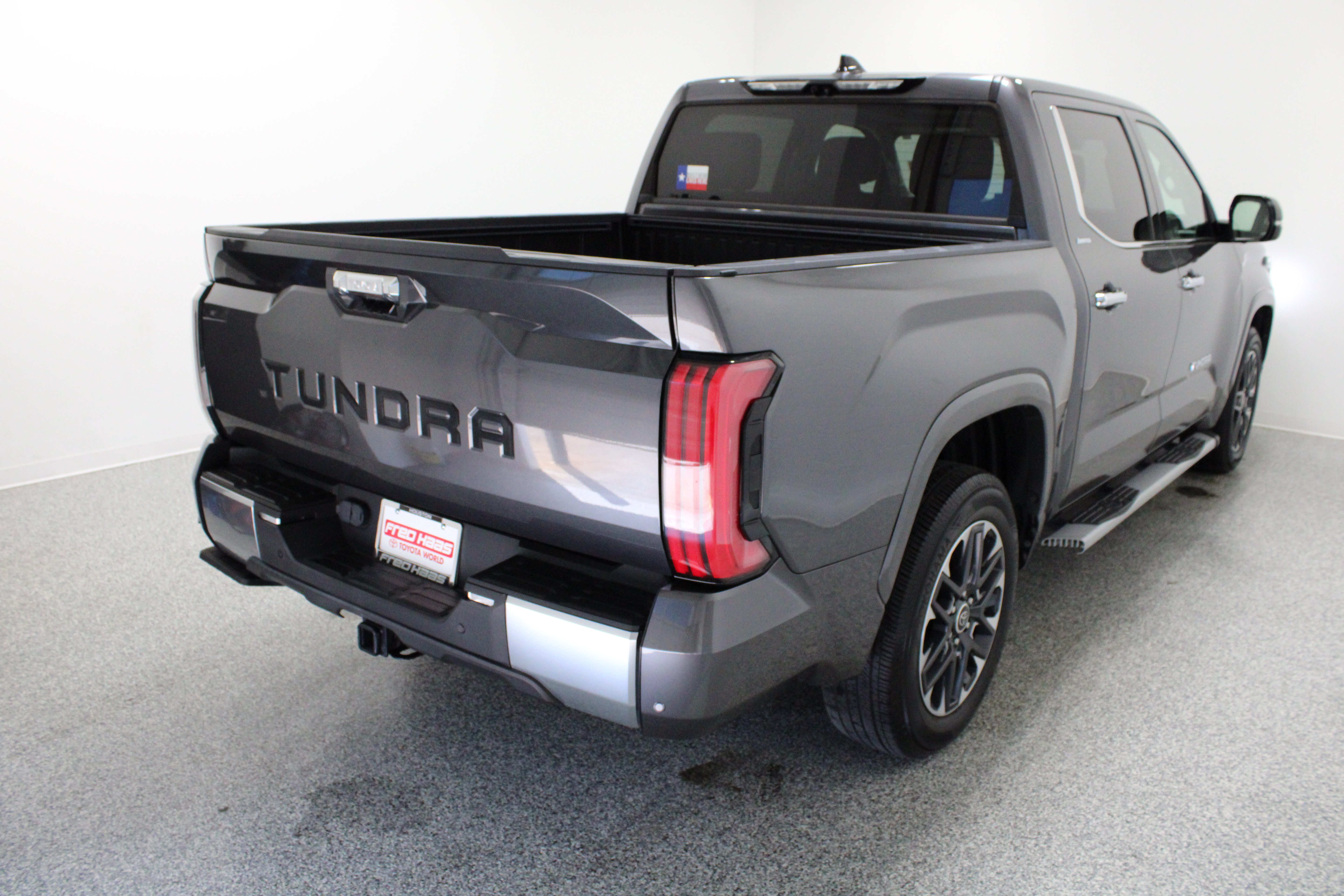 Used 2023 Toyota Tundra Limited RWD image 7