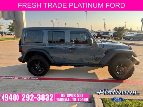 Used 2025 Jeep Wrangler Unlimited Sport AWD/4WD image 11