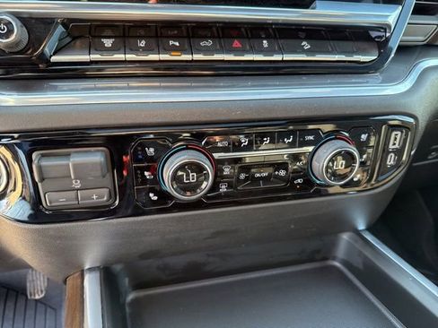 Used 2026 Chevrolet Silverado 2500 High Country w/ High Country Premium Package image 30