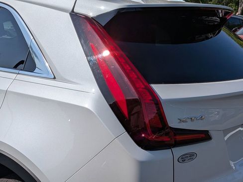 Certified 2024 Cadillac XT4 Premium Luxury FWD image 10