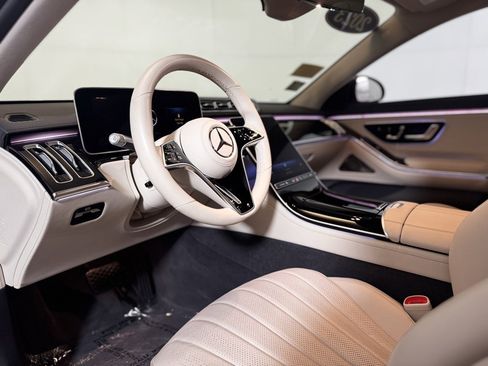 Used 2023 Mercedes-Benz S 500 4MATIC image 13