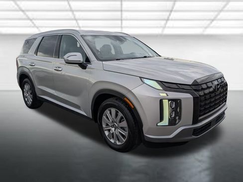 Used 2024 Hyundai Palisade SEL FWD image 1