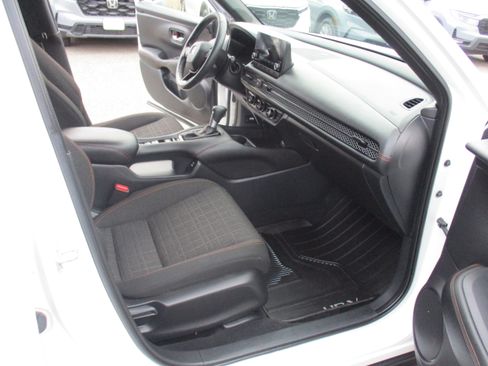 Certified 2024 Honda HR-V Sport image 15