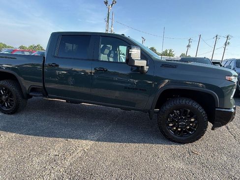 New 2026 Chevrolet Silverado 2500 LT w/ Trail Boss Package AWD/4WD image 7