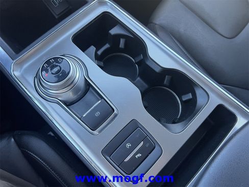 Certified 2022 Ford Edge Titanium image 12