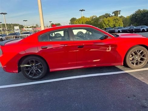 Used 2022 Dodge Charger GT w/ Blacktop Package RWD image 9