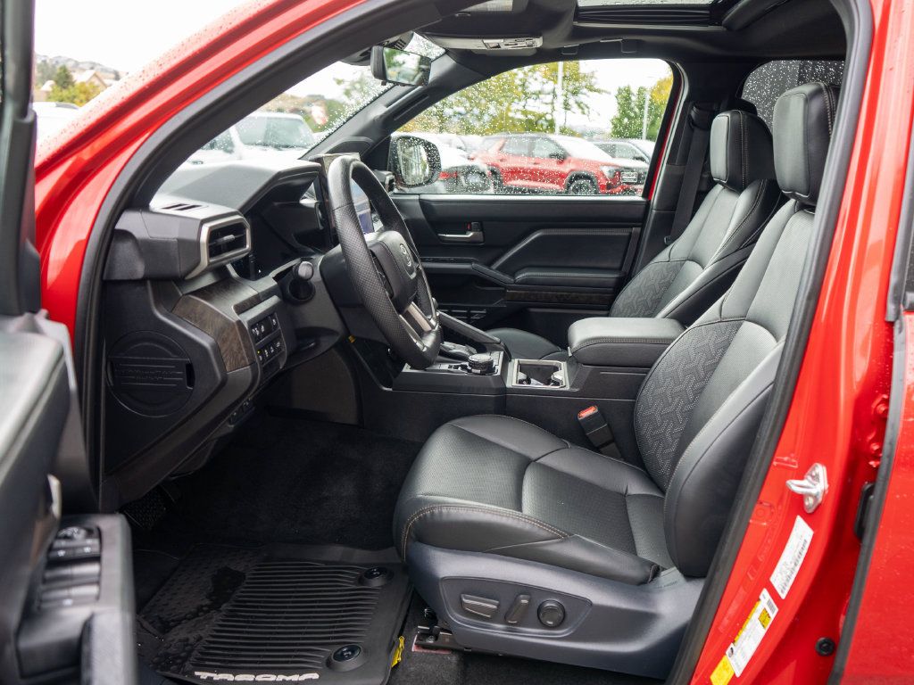 Used 2024 Toyota Tacoma Limited AWD/4WD image 11