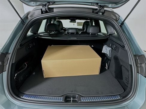 New 2026 Mercedes-Benz GLC 43 AMG 4MATIC image 29