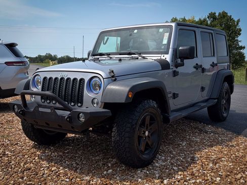 Used 2017 Jeep Wrangler Unlimited Sport w/ Quick Order Package 24S AWD/4WD image 17
