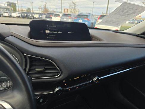 Used 2022 MAZDA CX-30 AWD 2.5 S w/ Premium Package image 31