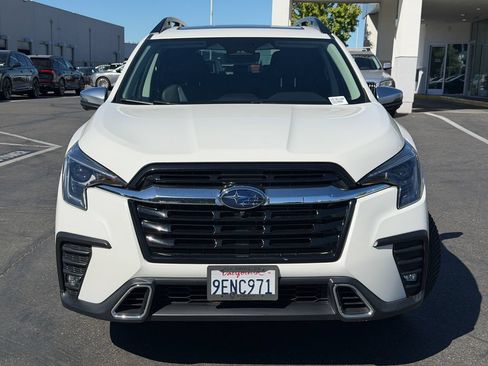 Used 2023 Subaru Ascent Touring AWD/4WD image 3