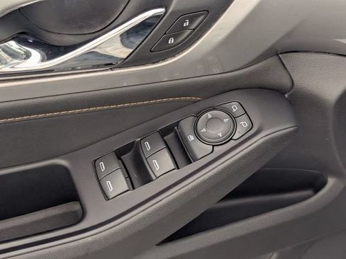Used 2020 Chevrolet Traverse LS w/ LPO, Blackout Package FWD image 11