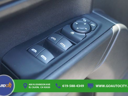 Used 2022 Chevrolet Silverado 1500 Custom AWD/4WD image 17