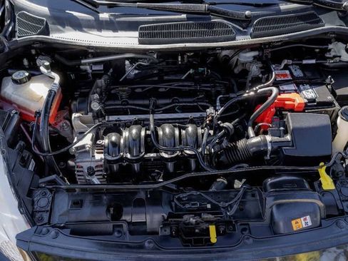 Used 2013 Ford Fiesta SE image 38