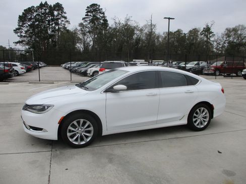 Used 2015 Chrysler 200 C image 6