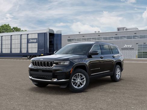 New 2026 Jeep Grand Cherokee L 2WD image 1