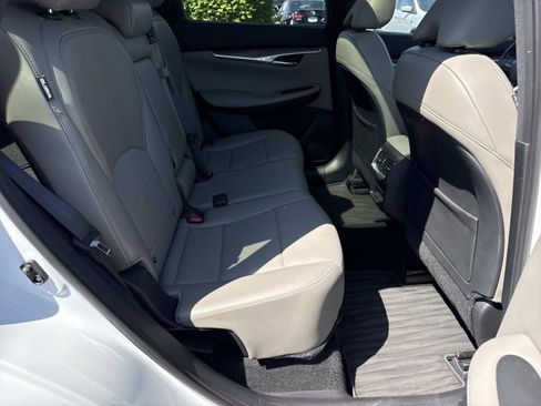 Used 2023 INFINITI QX50 Luxe AWD/4WD image 26