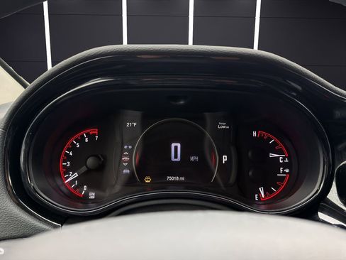 Used 2021 Dodge Durango SXT image 17