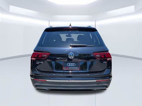 Used 2018 Volkswagen Tiguan SEL Premium FWD image 5