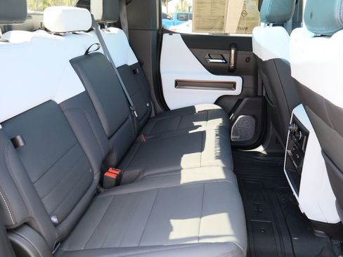 Used 2024 GMC Hummer EV 3X w/ Omega Edition image 31