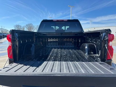 Used 2025 Chevrolet Silverado 1500 LTZ w/ Technology Package AWD/4WD image 5